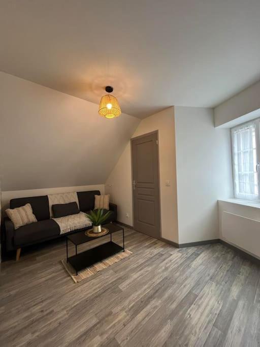 Charmante Maison De Bourg Cosy Acces Wifi Sepmes Exteriér fotografie